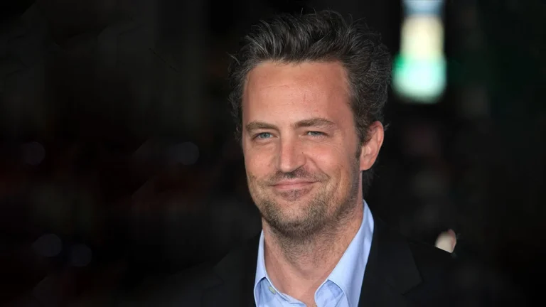 matthew perry death age